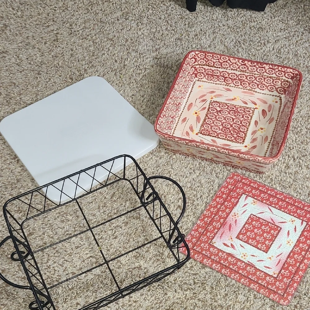 Temptations Red and White 2.5 Quart Ovenware Set 4 Piece